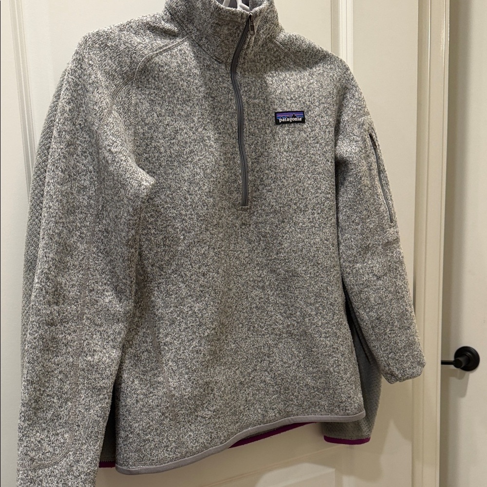 Patagonia Heathered Gray Fleece Pullover